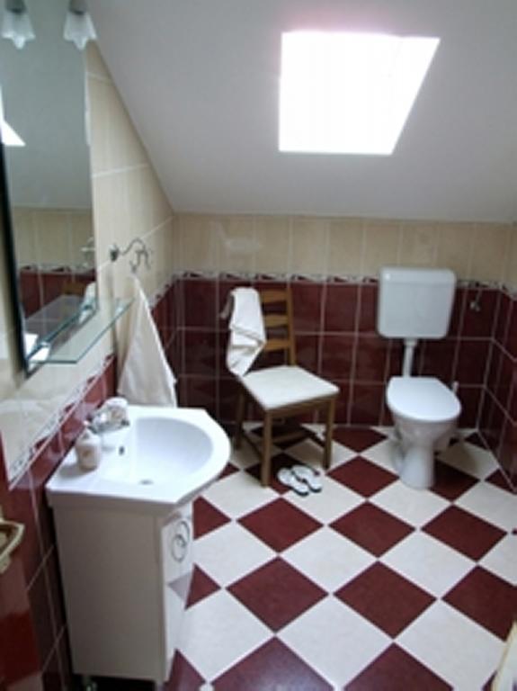 Ilona Apartmanhaz Комаром Номер фото